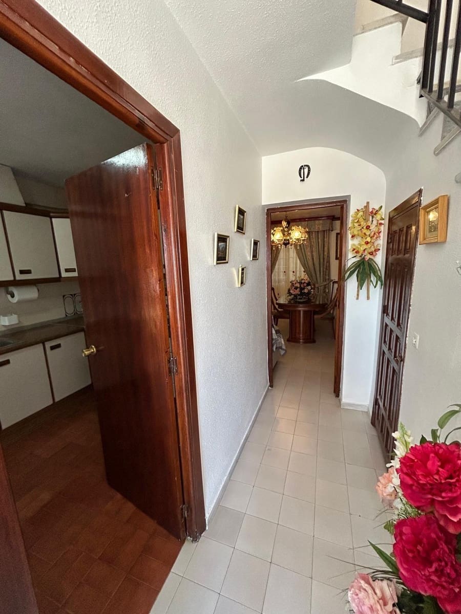 6 sypialnia Dom na sprzedaż w Las Cabanuelas z garażem - 159 000 € (Ref: 9975731)