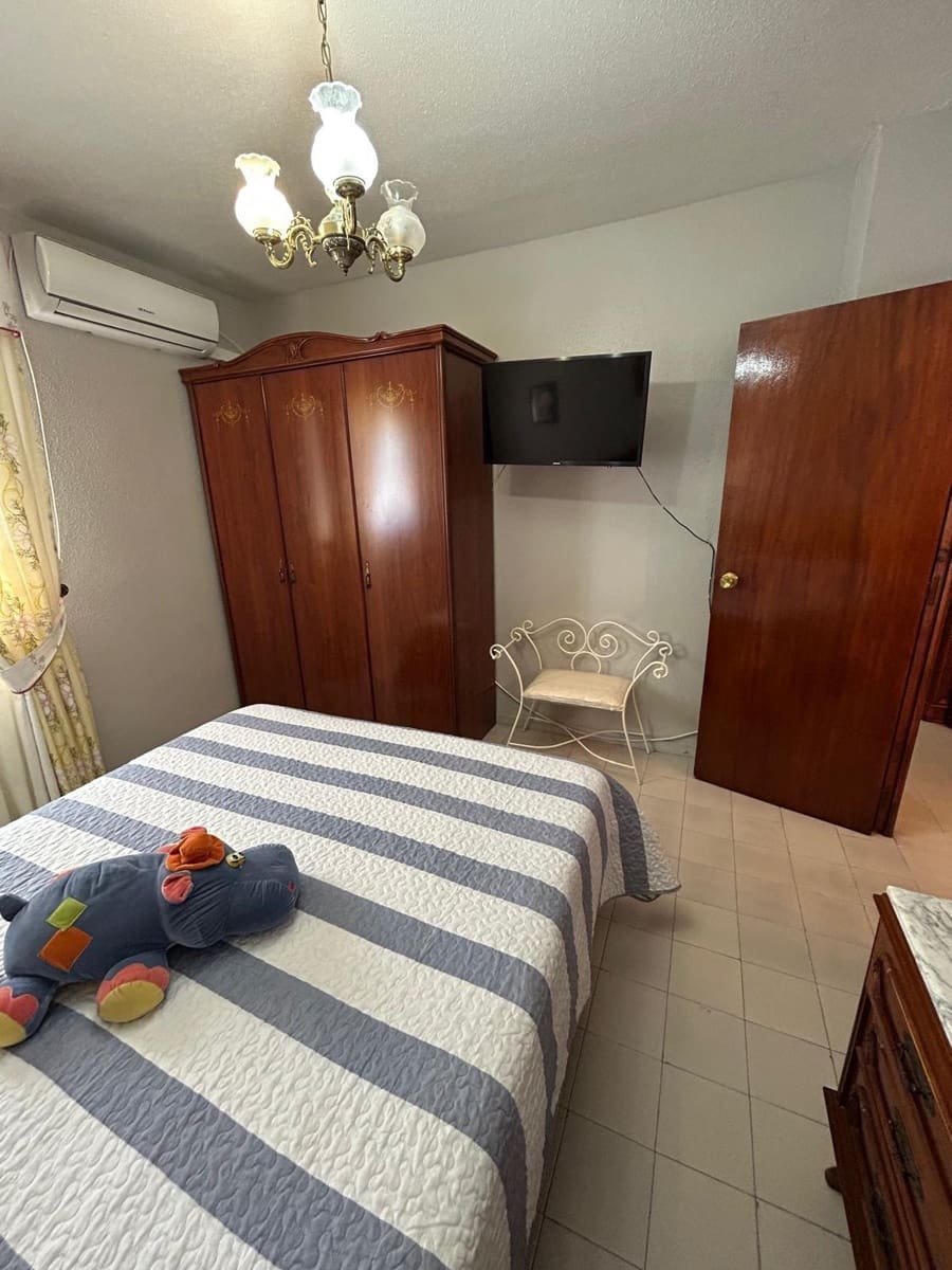 6 sypialnia Dom na sprzedaż w Las Cabanuelas z garażem - 159 000 € (Ref: 9975731)