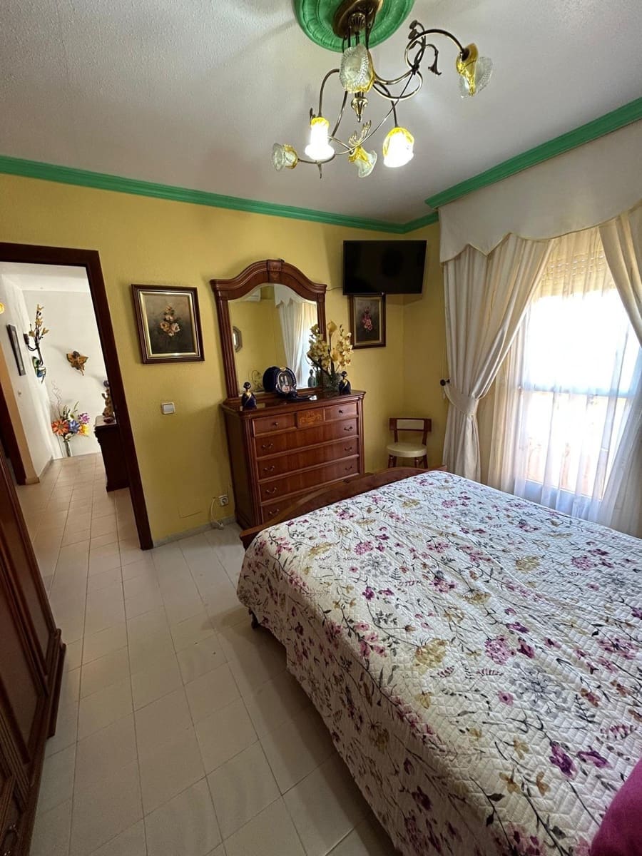 6 sypialnia Dom na sprzedaż w Las Cabanuelas z garażem - 159 000 € (Ref: 9975731)