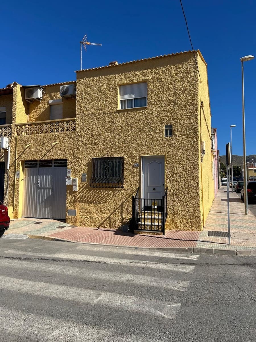 6 sypialnia Dom na sprzedaż w Las Cabanuelas z garażem - 159 000 € (Ref: 9975731)