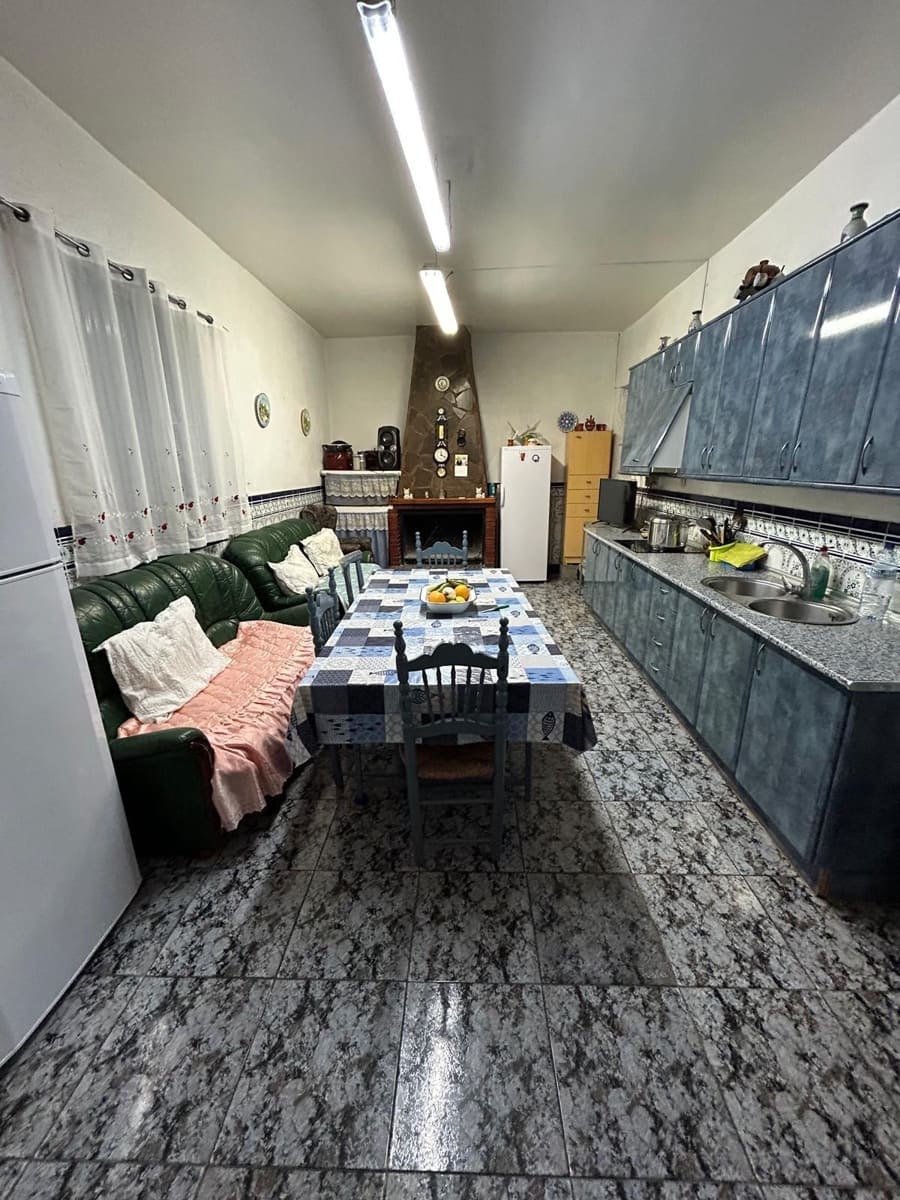 2 soveværelse Finca/Landehus til salg i Berja med garage - € 55.000 (Ref: 9975732)