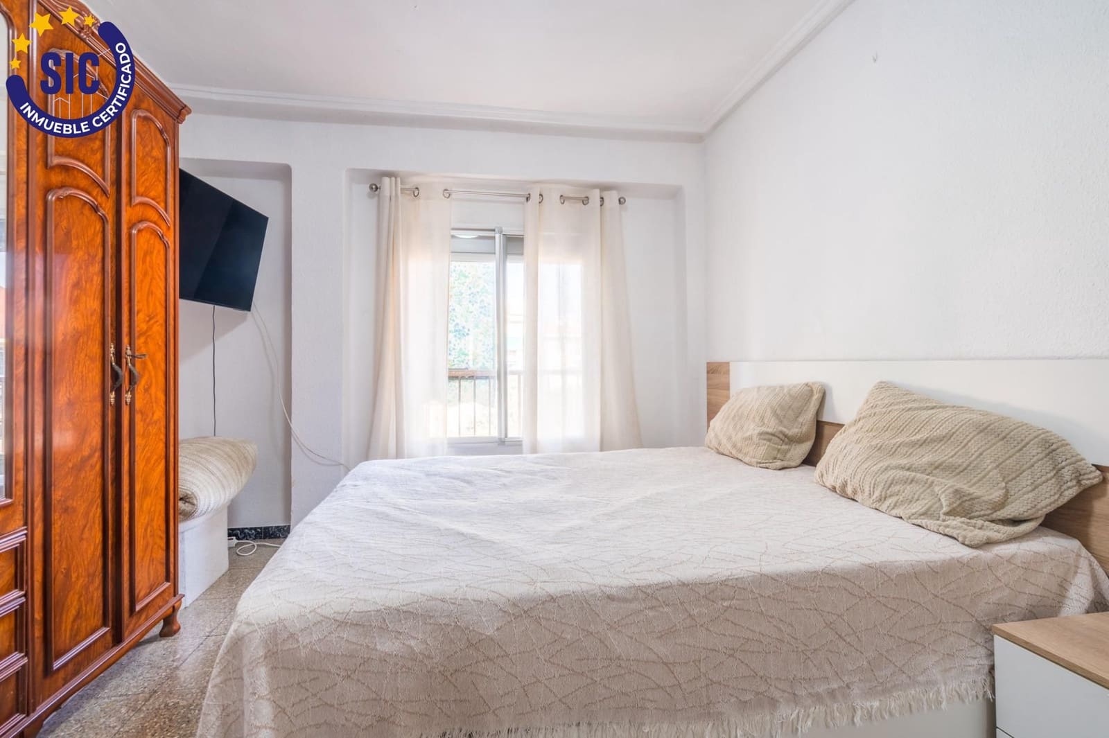 Piso de 2 habitaciones en València ciudad en venta - 154.000 € (Ref: 10009226)