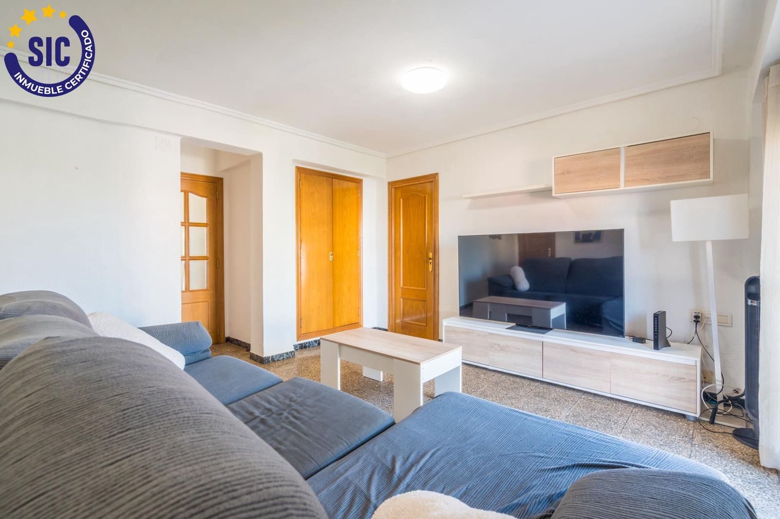 Piso de 2 habitaciones en València ciudad en venta - 154.000 € (Ref: 10009226)