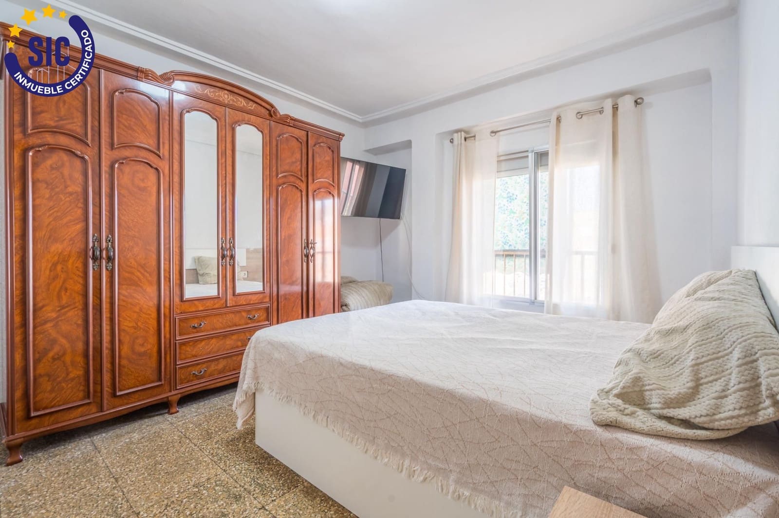 Piso de 2 habitaciones en València ciudad en venta - 154.000 € (Ref: 10009226)