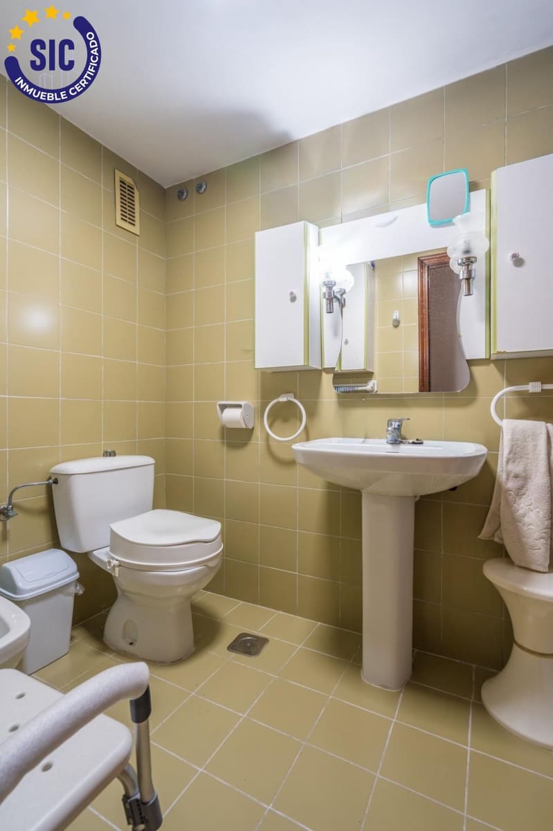 Piso de 2 habitaciones en València ciudad en venta - 599.000 € (Ref: 10011584)