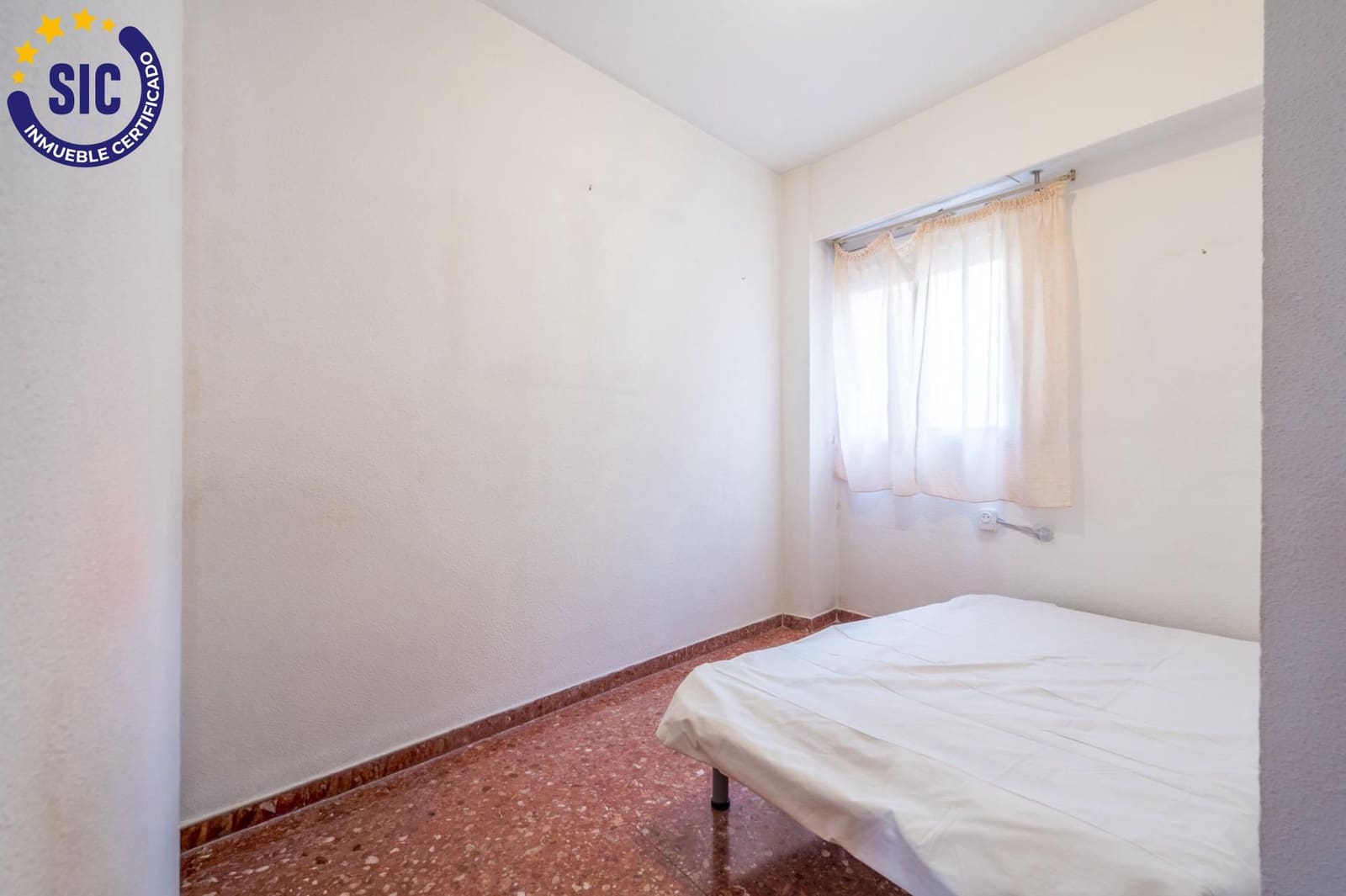 Piso de 2 habitaciones en València ciudad en venta - 599.000 € (Ref: 10011584)