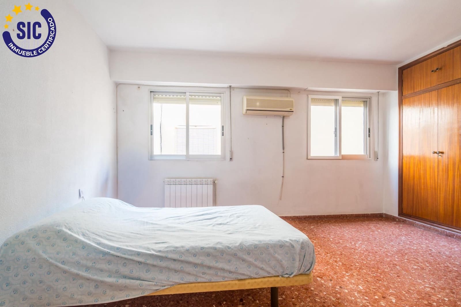 Piso de 2 habitaciones en València ciudad en venta - 599.000 € (Ref: 10011584)