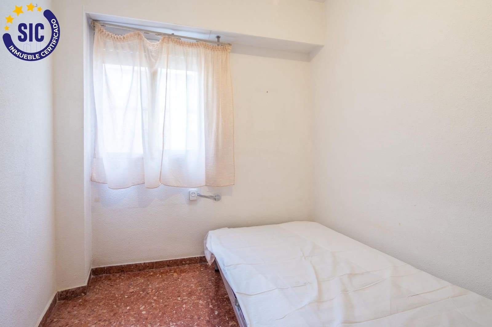 Piso de 2 habitaciones en València ciudad en venta - 599.000 € (Ref: 10011584)