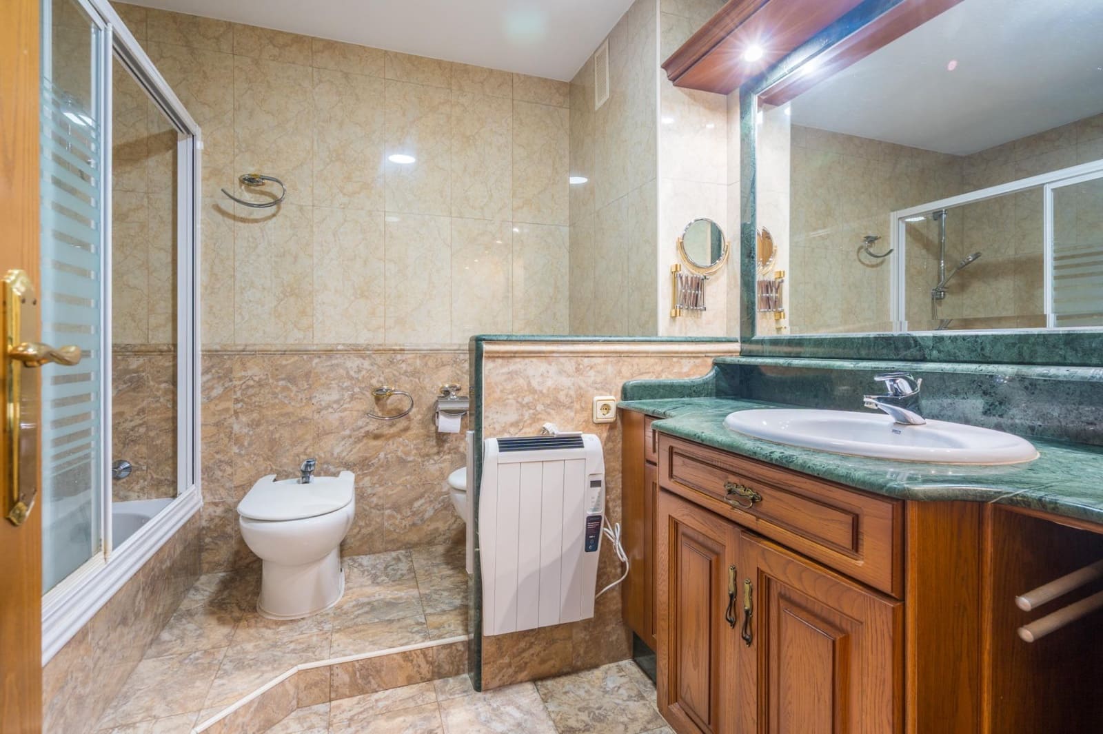 5 chambre Appartement à vendre à Valence ville - 440 000 € (Ref: 10022603)