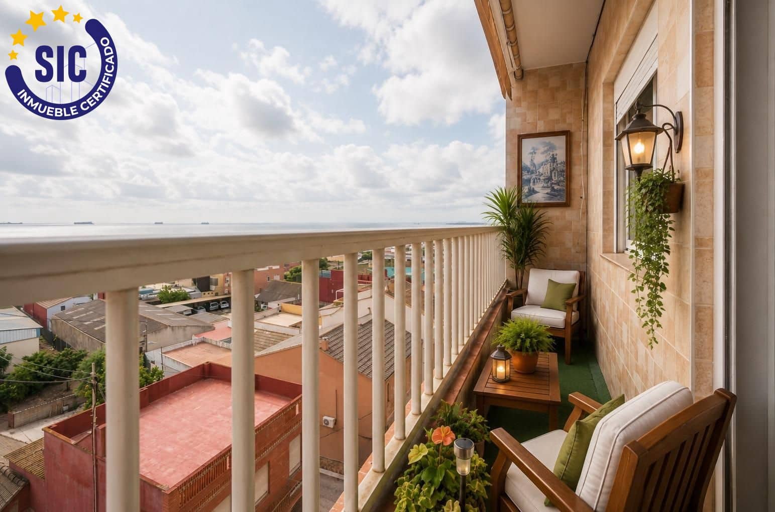 5 bedroom Flat for sale in Valencia city - € 440,000 (Ref: 10022603)