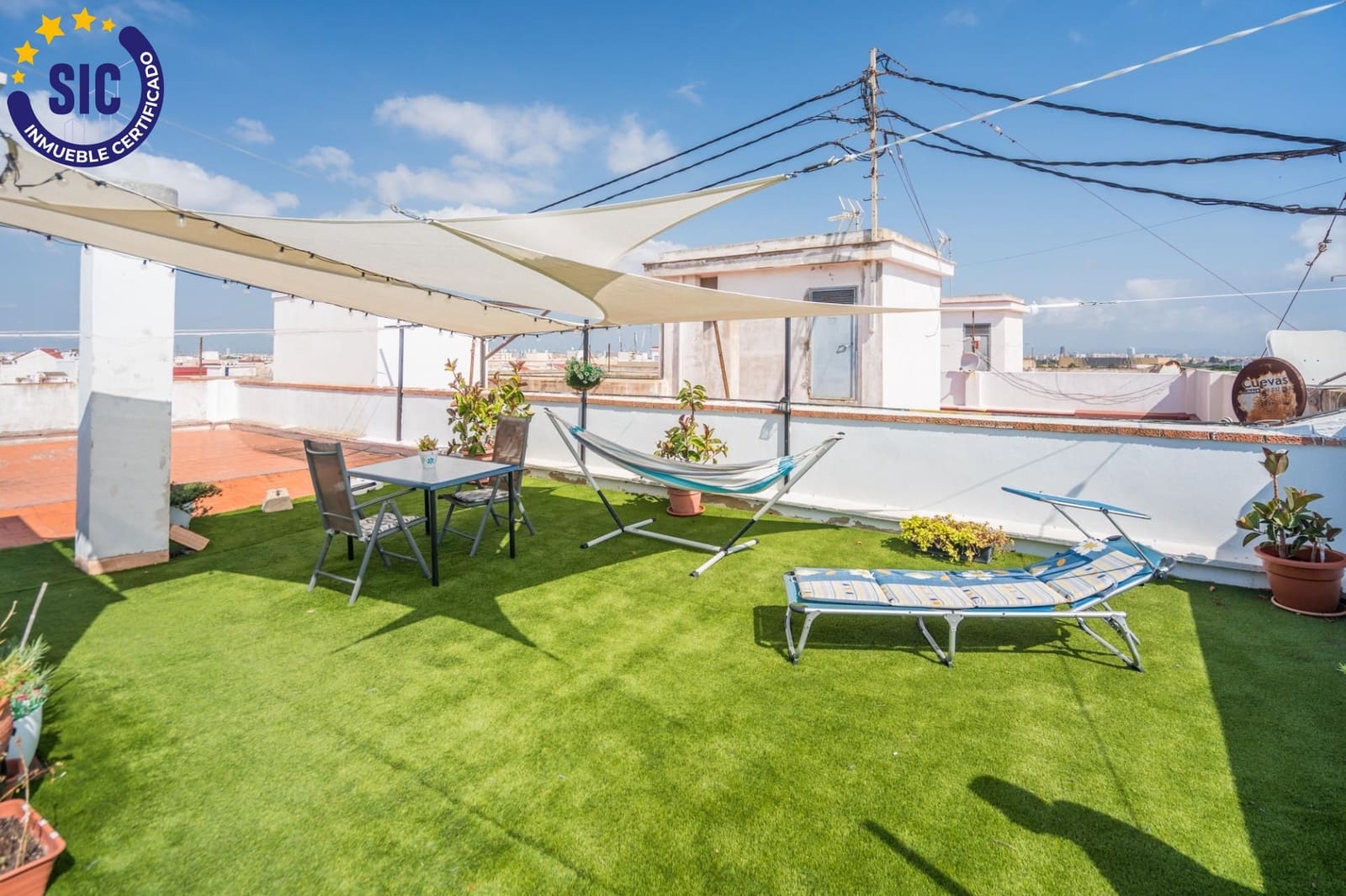 5 bedroom Flat for sale in Valencia city - € 440,000 (Ref: 10022603)