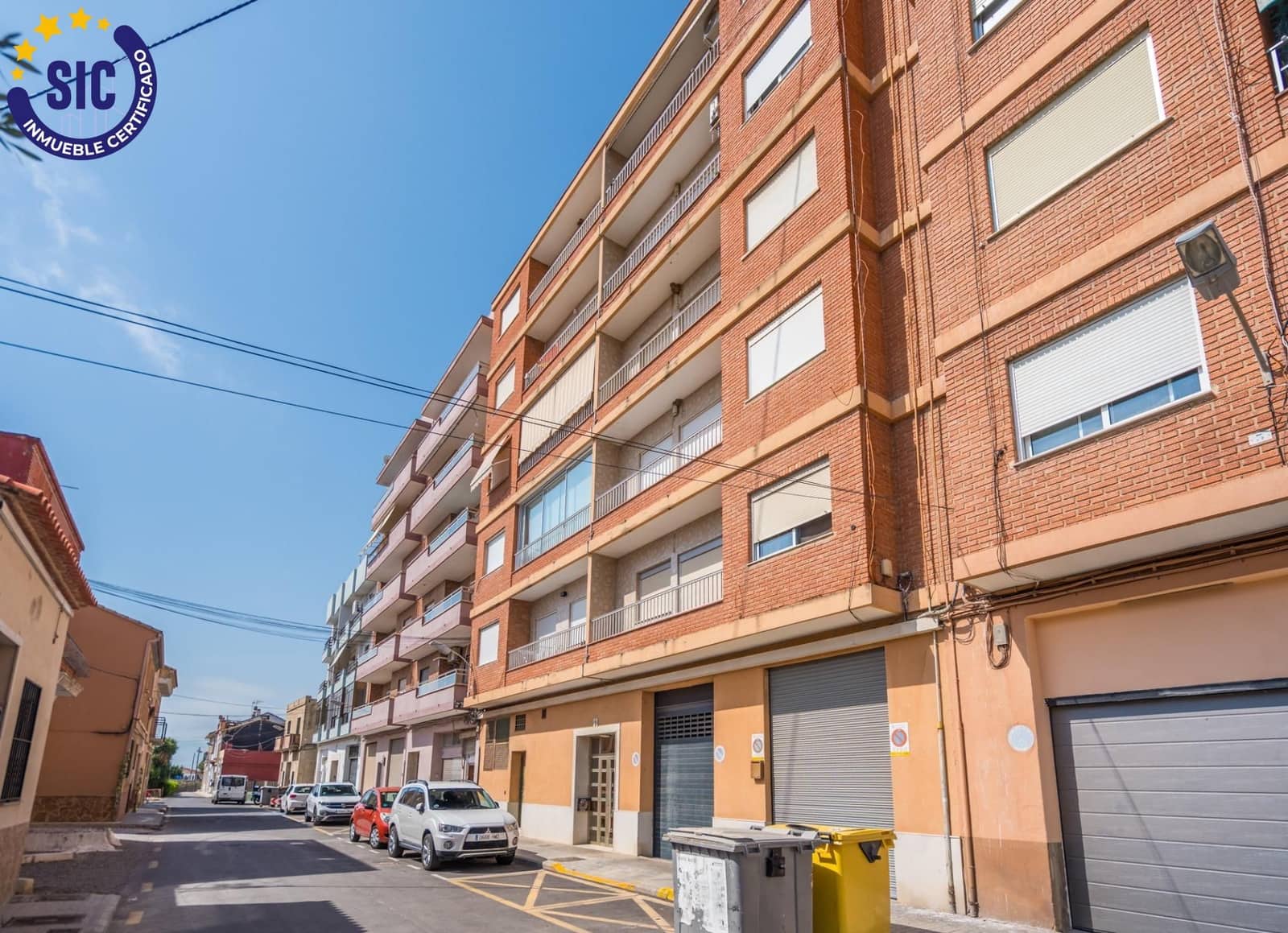 5 bedroom Flat for sale in Valencia city - € 440,000 (Ref: 10022603)