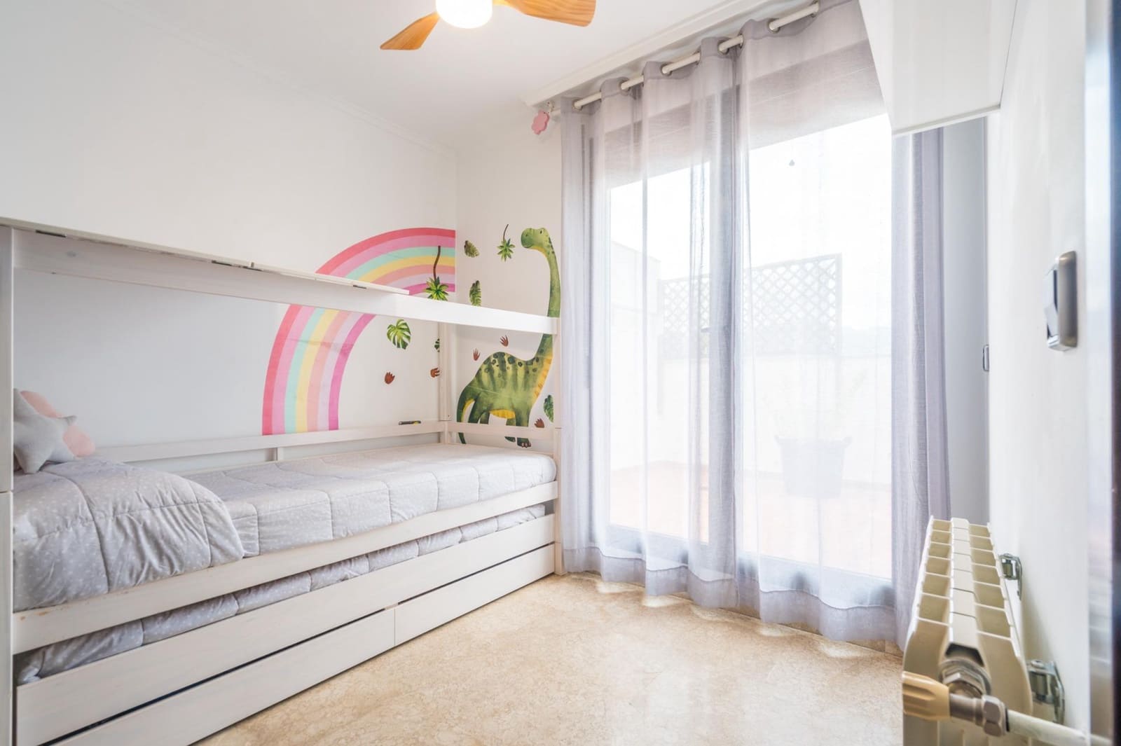 3 bedroom Penthouse for sale in Tavernes de la Valldigna with pool - € 220,000 (Ref: 10025861)
