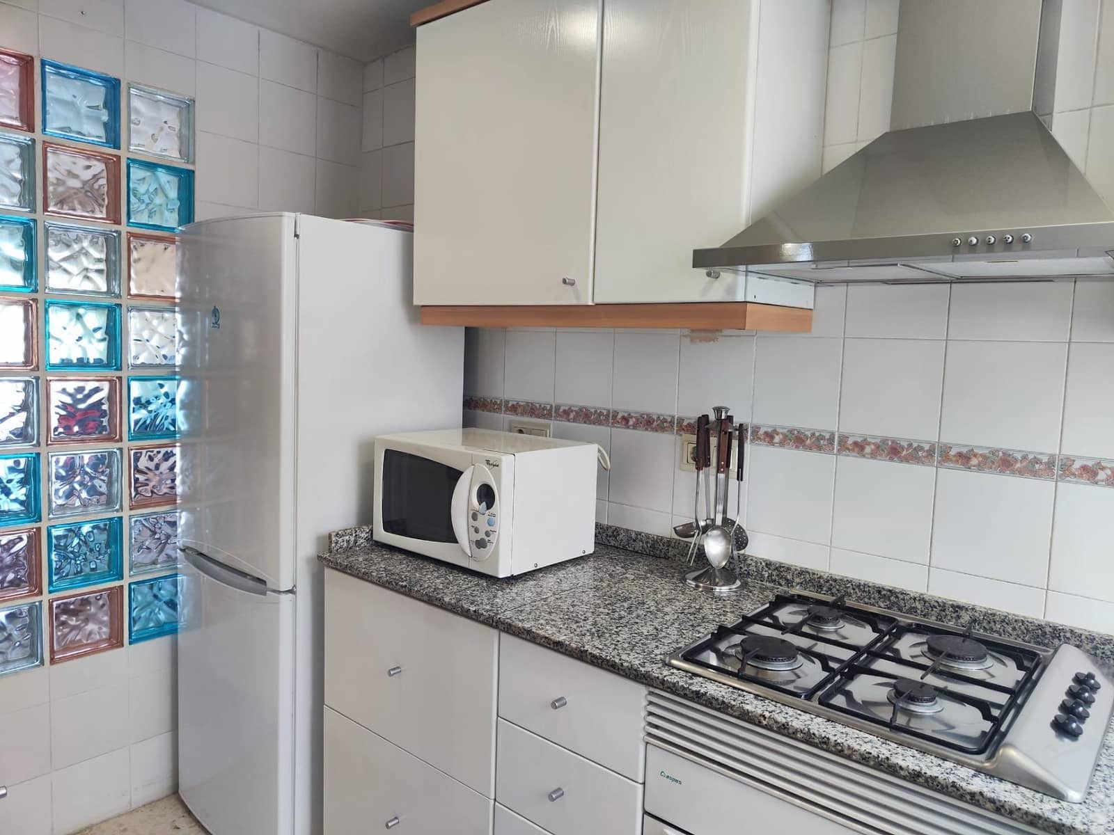 2 bedroom Flat for rent in Valencia city - € 1,100 (Ref: 10041261)