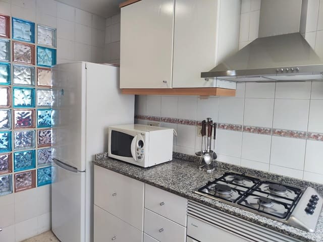 2 bedroom Flat for rent in En Corts, Valencia city - € 1,100 (Ref: 10041261)