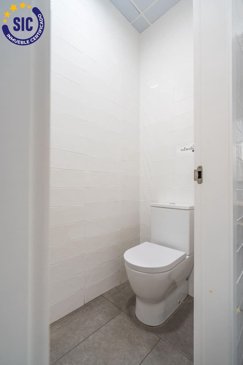 Commercial for sale in Valencia city - € 850,000 (Ref: 10041262)