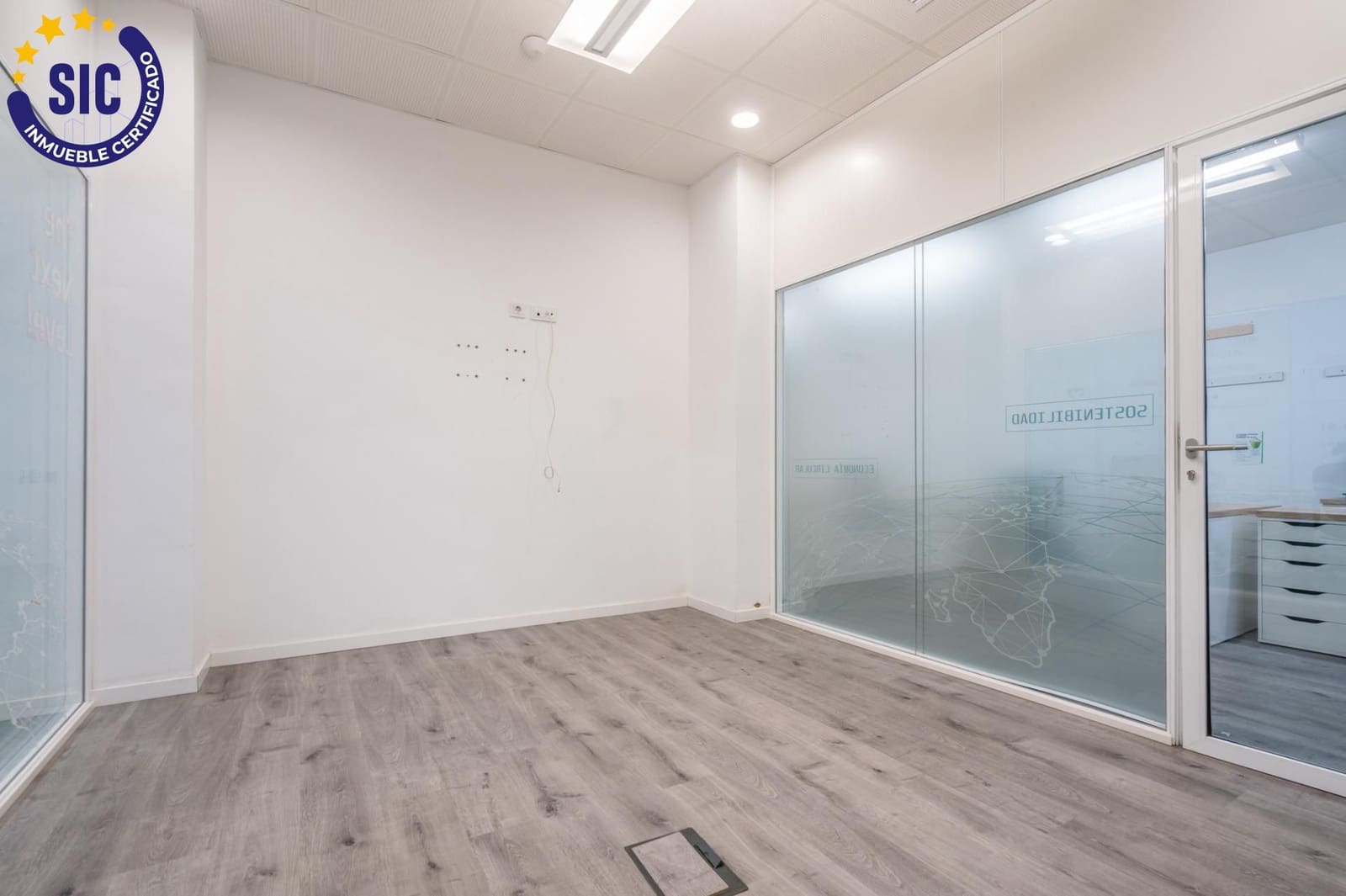 Commercial for sale in Valencia city - € 850,000 (Ref: 10041262)