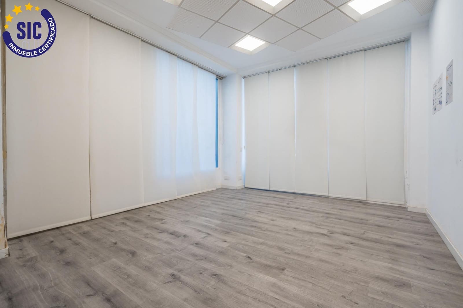 Commercial for sale in Valencia city - € 850,000 (Ref: 10041262)