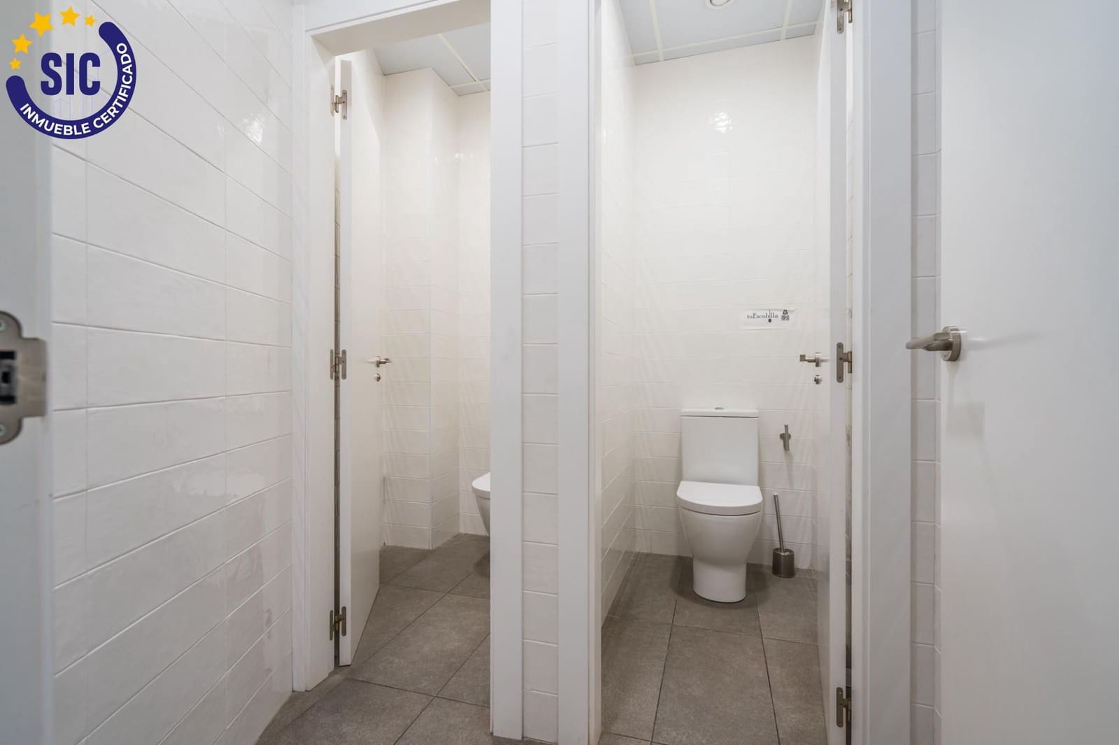 Commercial for sale in Valencia city - € 850,000 (Ref: 10041262)