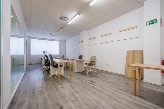 Comercial para arrendar em Natzaret, Valência cidade - 5 000 € (Ref: 10041263)
