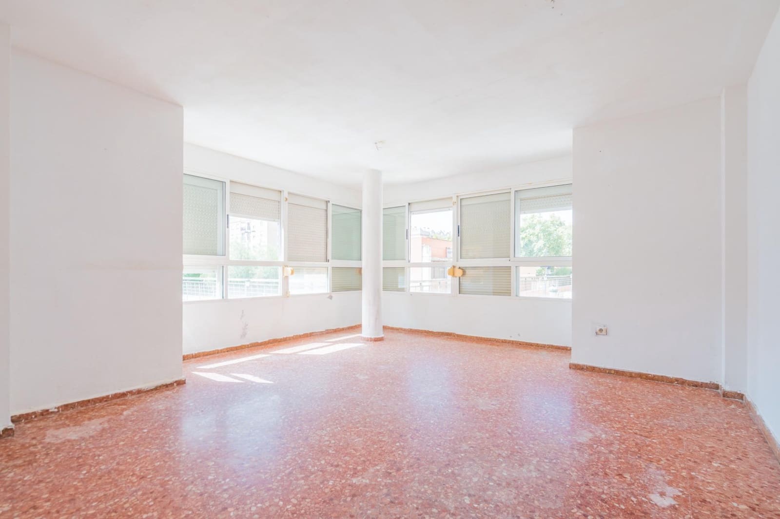 2 makuuhuone Asunto myytävänä paikassa Valencia kaupunki - 174 000 € (Ref: 10076581)