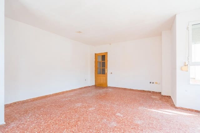 2 makuuhuone Asunto myytävänä paikassa Torrefiel, Valencia kaupunki - 174 000 € (Ref: 10076581)