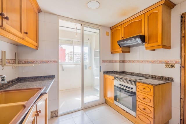 2 makuuhuone Asunto myytävänä paikassa Torrefiel, Valencia kaupunki - 174 000 € (Ref: 10076581)