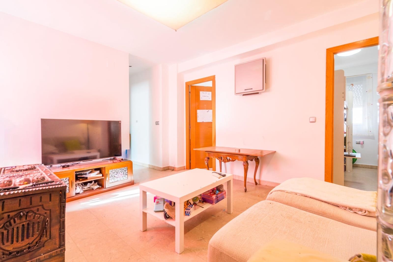 3 bedroom Flat for sale in Valencia city - € 160,000 (Ref: 10076582)