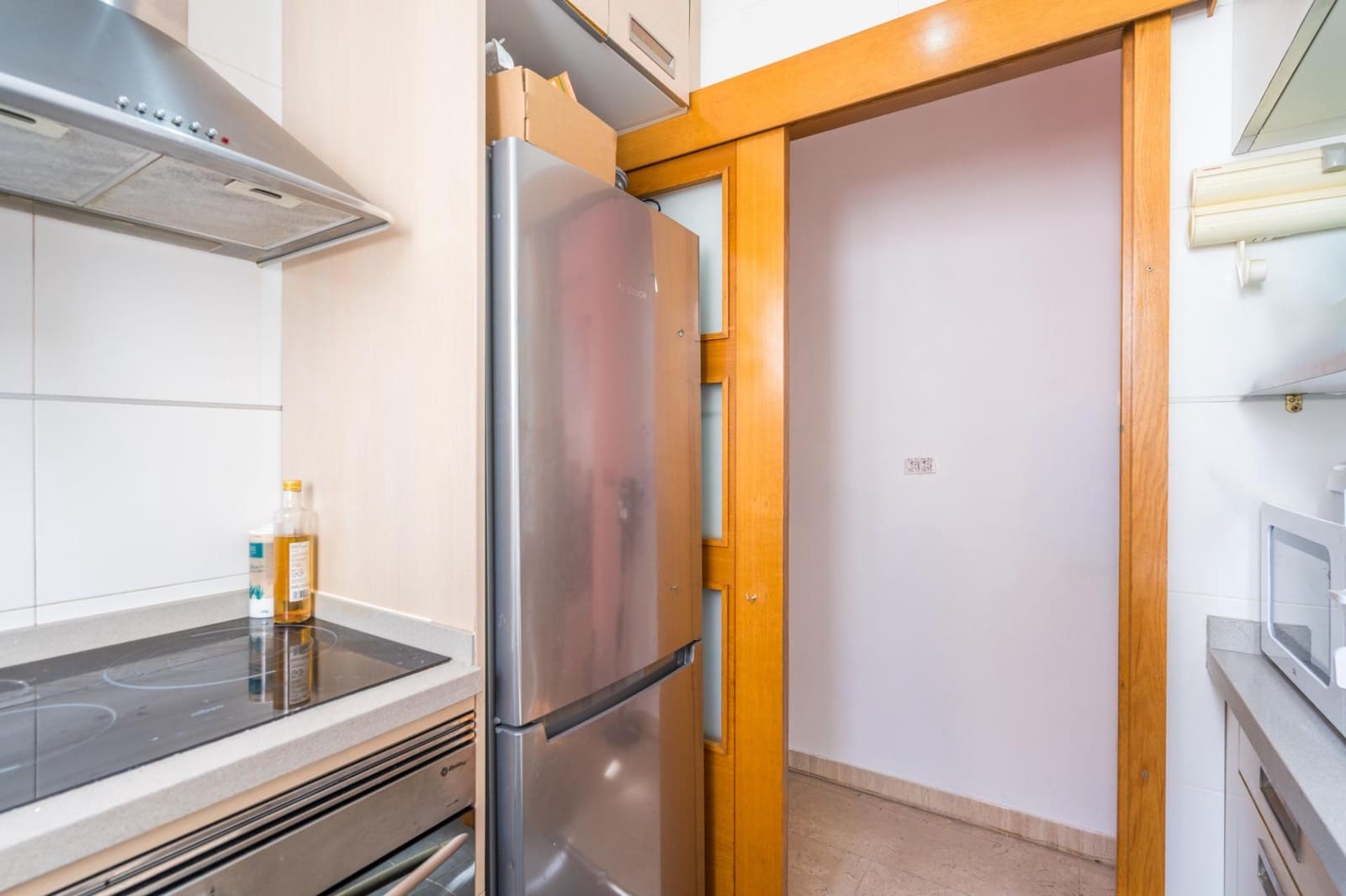 3 bedroom Flat for sale in Valencia city - € 160,000 (Ref: 10076582)