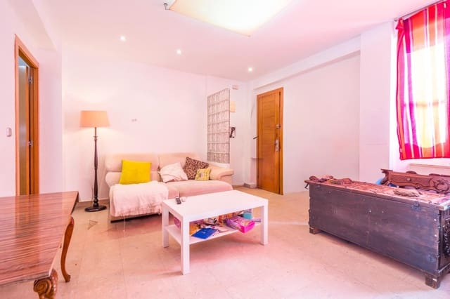 3 bedroom Flat for sale in Castellar-L'Oliveral, Valencia city - € 160,000 (Ref: 10076582)