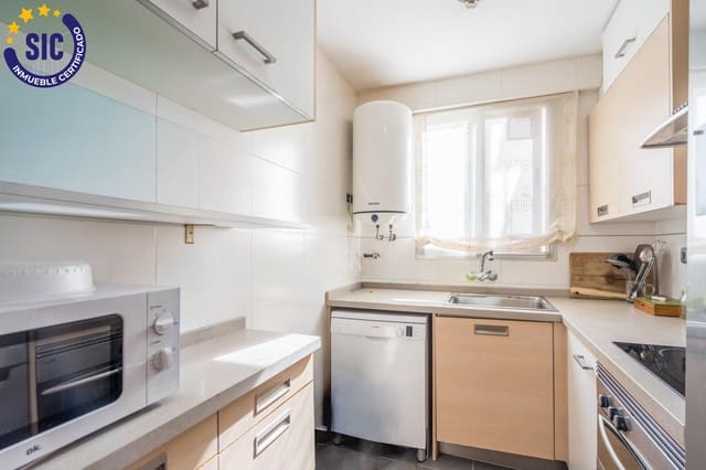 3 makuuhuone Asunto myytävänä paikassa Castellar-L'Oliveral, Valencia kaupunki - 160 000 € (Ref: 10076582)