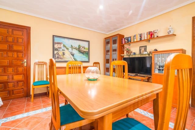 4 bedroom Villa for sale in Llíria with pool - € 250,000 (Ref: 10086349)