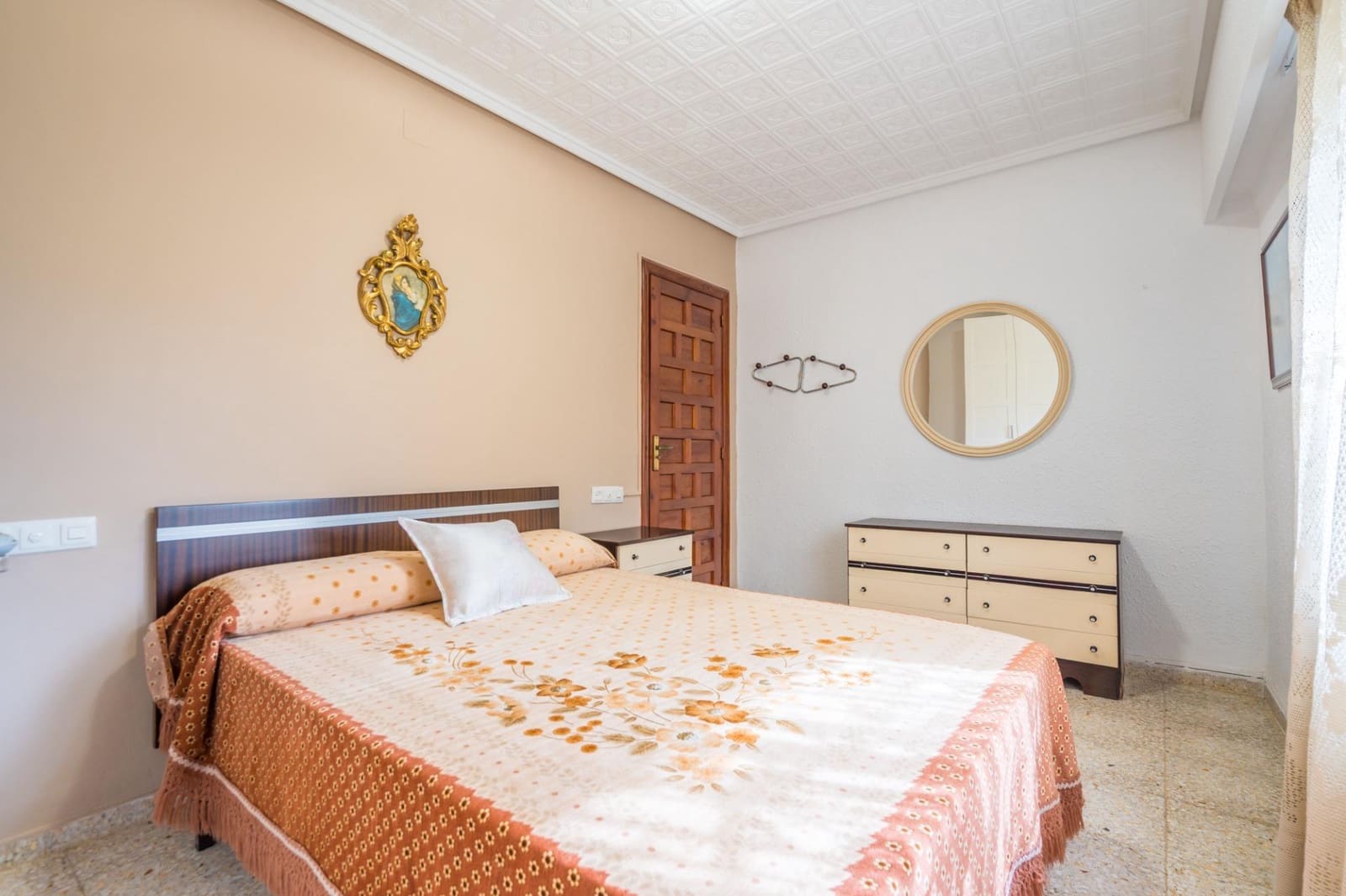 4 soverom Villa til salgs i Lliria med svømmebasseng - € 250 000 (Ref: 10086349)