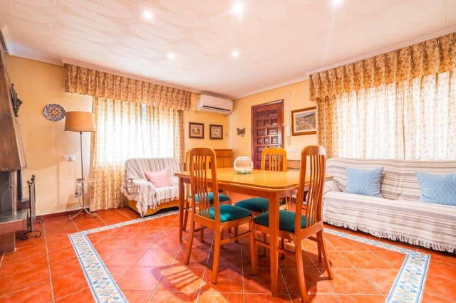 4 bedroom Villa for sale in Llíria with pool - € 250,000 (Ref: 10086349)