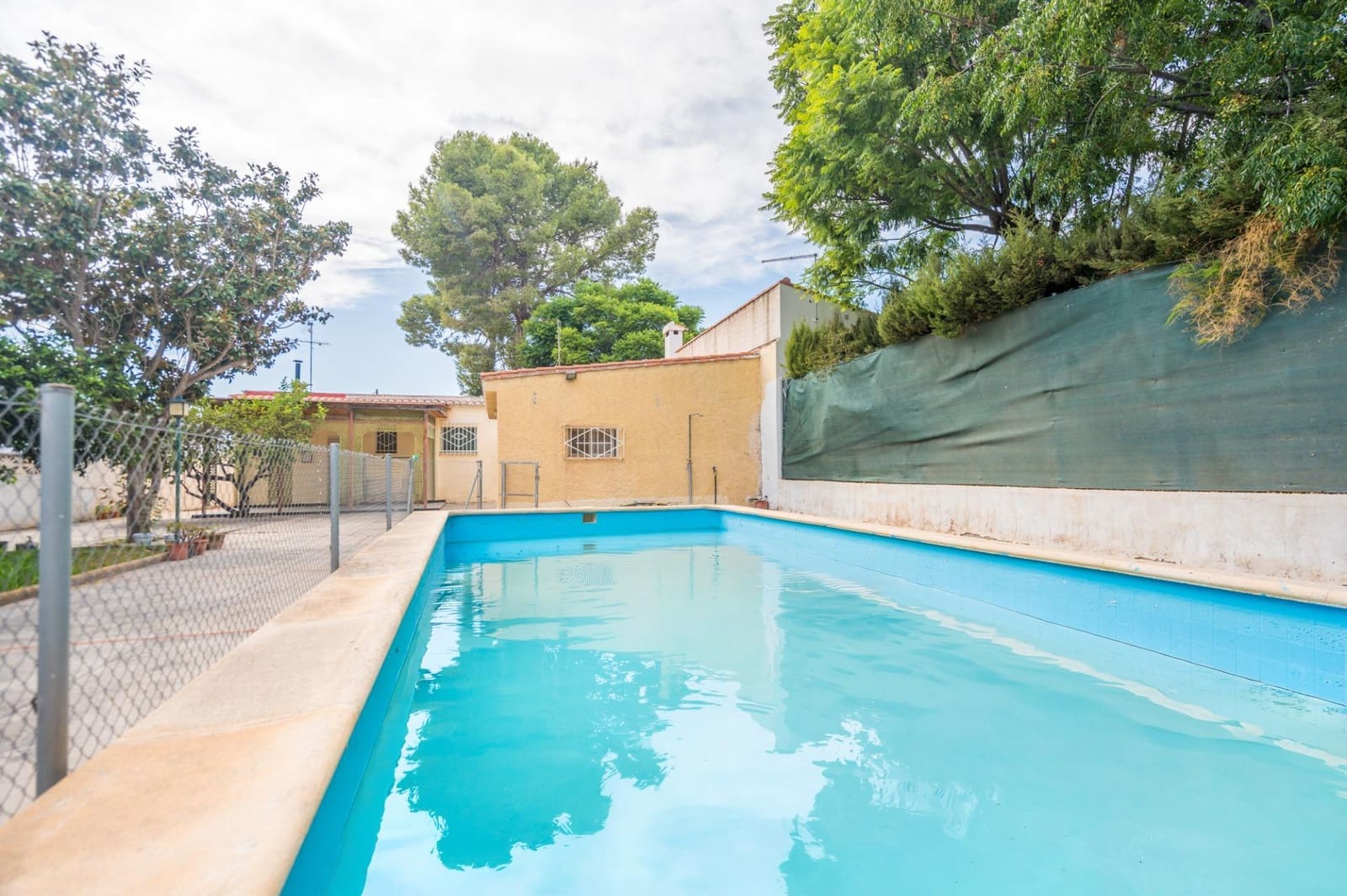 4 soverom Villa til salgs i Lliria med svømmebasseng - € 250 000 (Ref: 10086349)