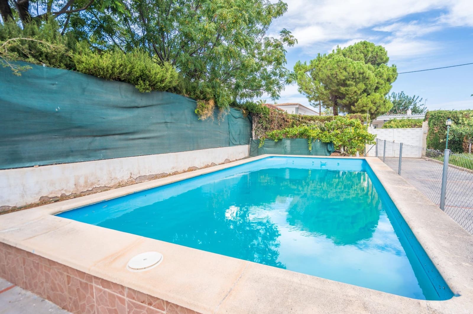 4 soverom Villa til salgs i Lliria med svømmebasseng - € 250 000 (Ref: 10086349)