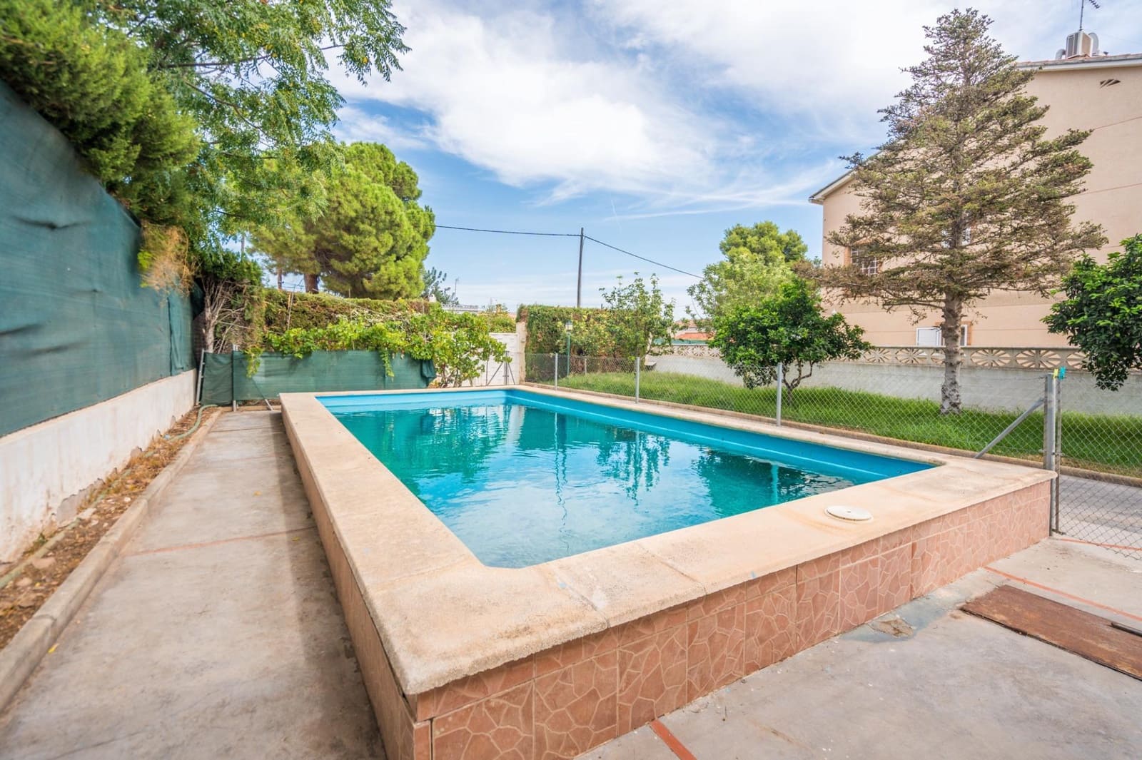 4 soverom Villa til salgs i Lliria med svømmebasseng - € 250 000 (Ref: 10086349)