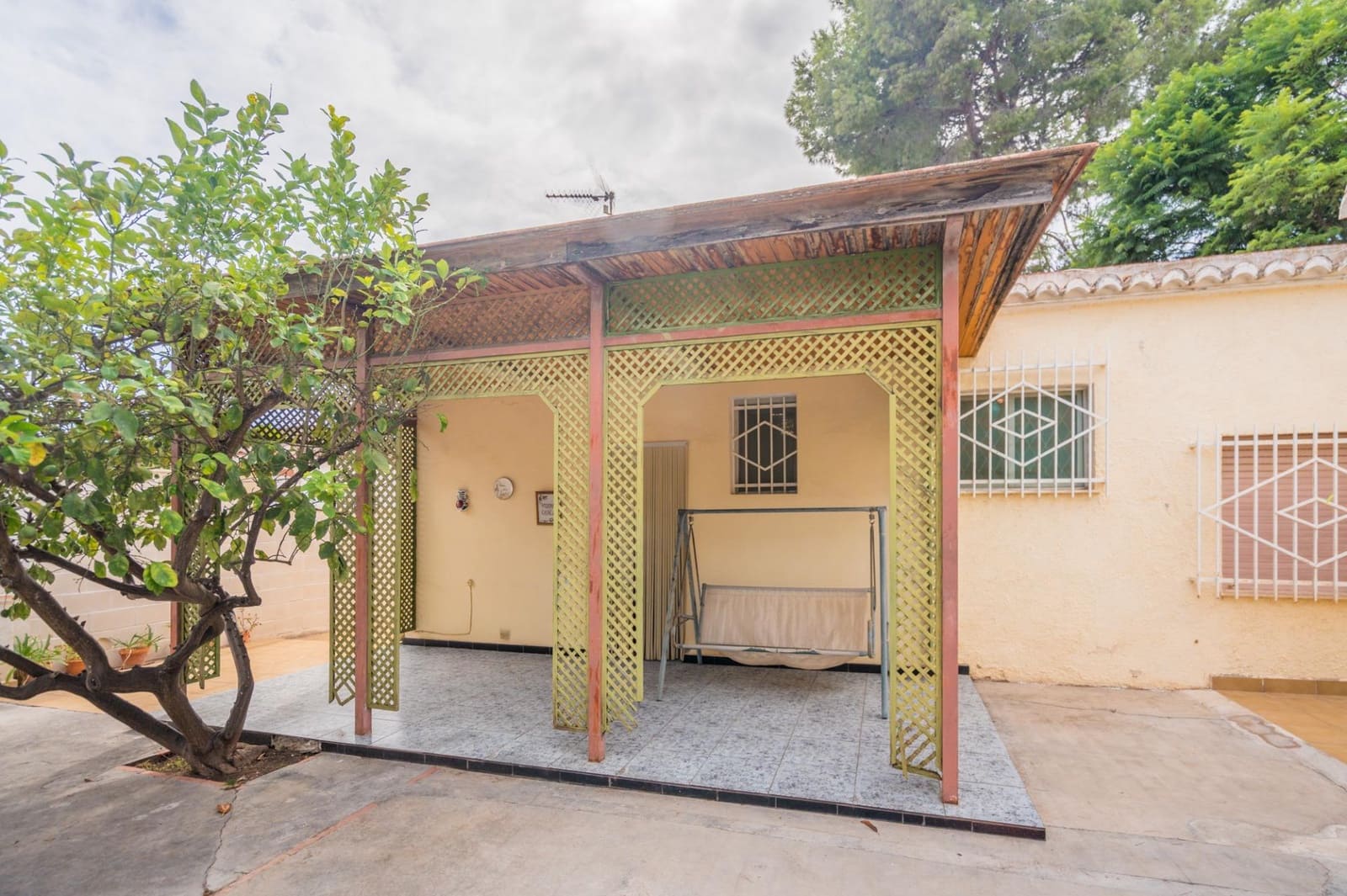 4 soverom Villa til salgs i Lliria med svømmebasseng - € 250 000 (Ref: 10086349)