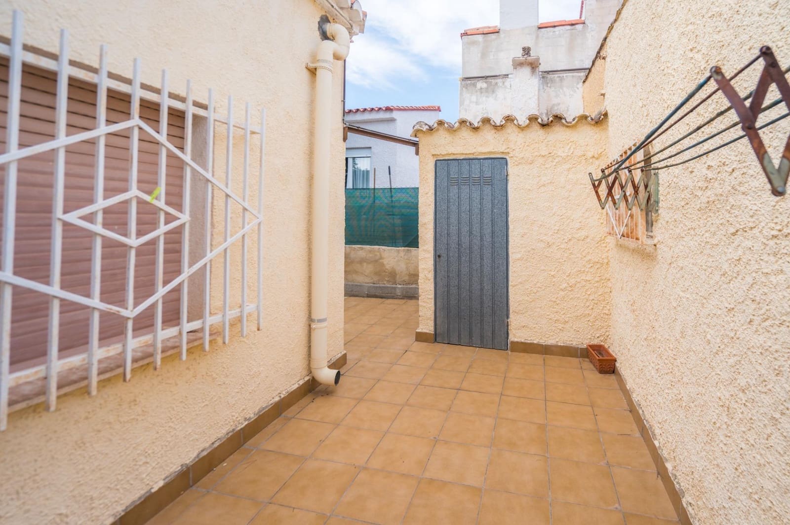 4 soverom Villa til salgs i Lliria med svømmebasseng - € 250 000 (Ref: 10086349)
