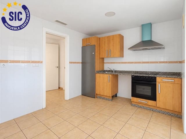 Pareado de 3 habitaciones en La Pobla de Vallbona en venta con piscina - 360.000 € (Ref: 10086350)