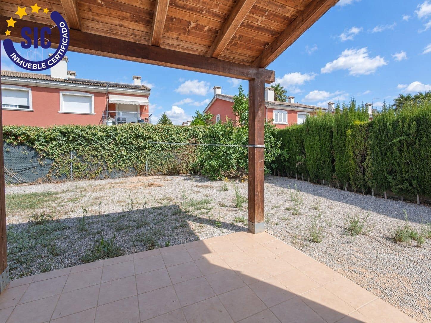 3 bedroom Semi-detached Villa for sale in La Pobla de Vallbona with pool - € 360,000 (Ref: 10086350)
