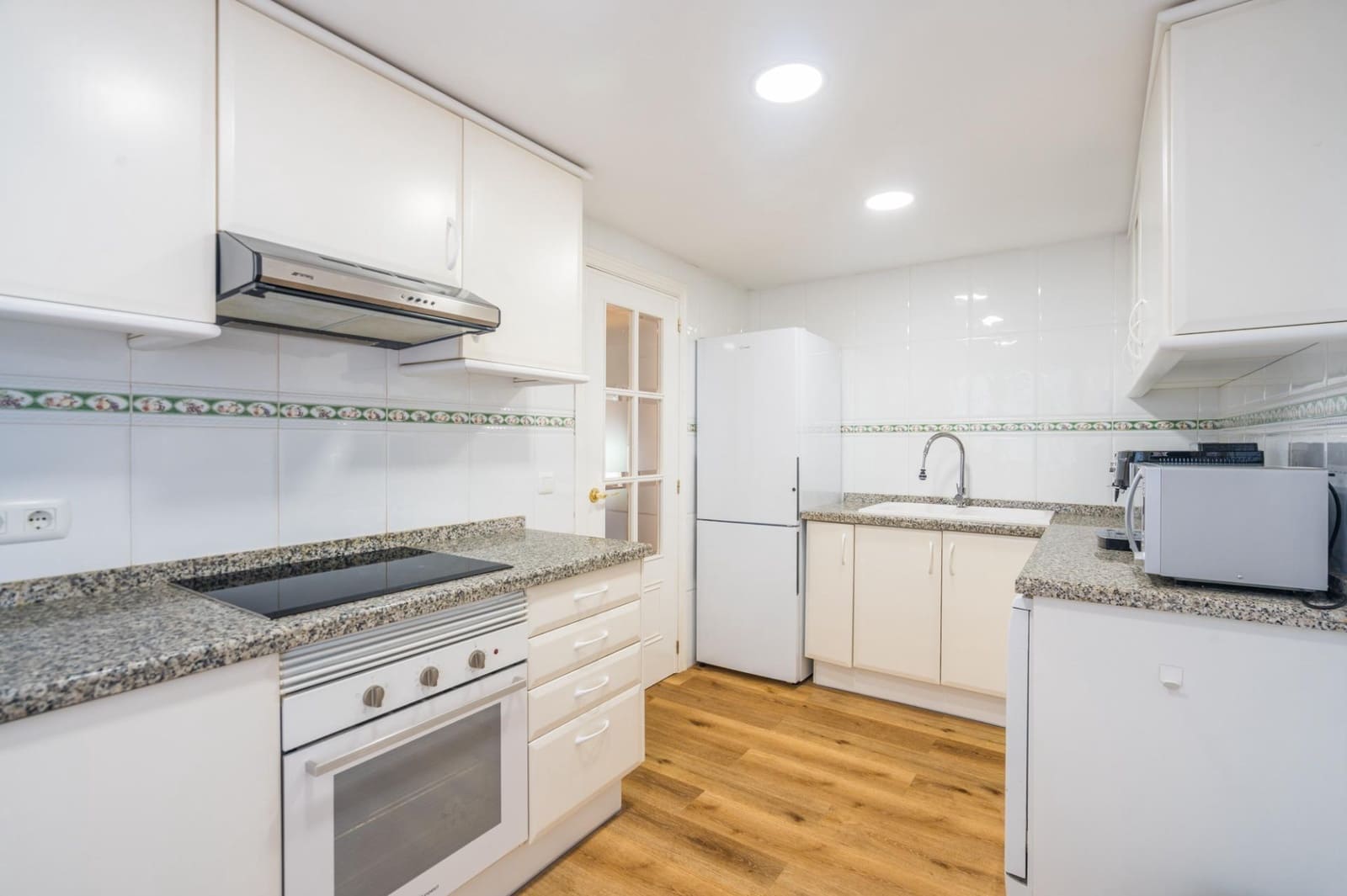 2 sypialnia Mieszkanie na sprzedaż w Betera z basenem garażem - 380 000 € (Ref: 10131798)