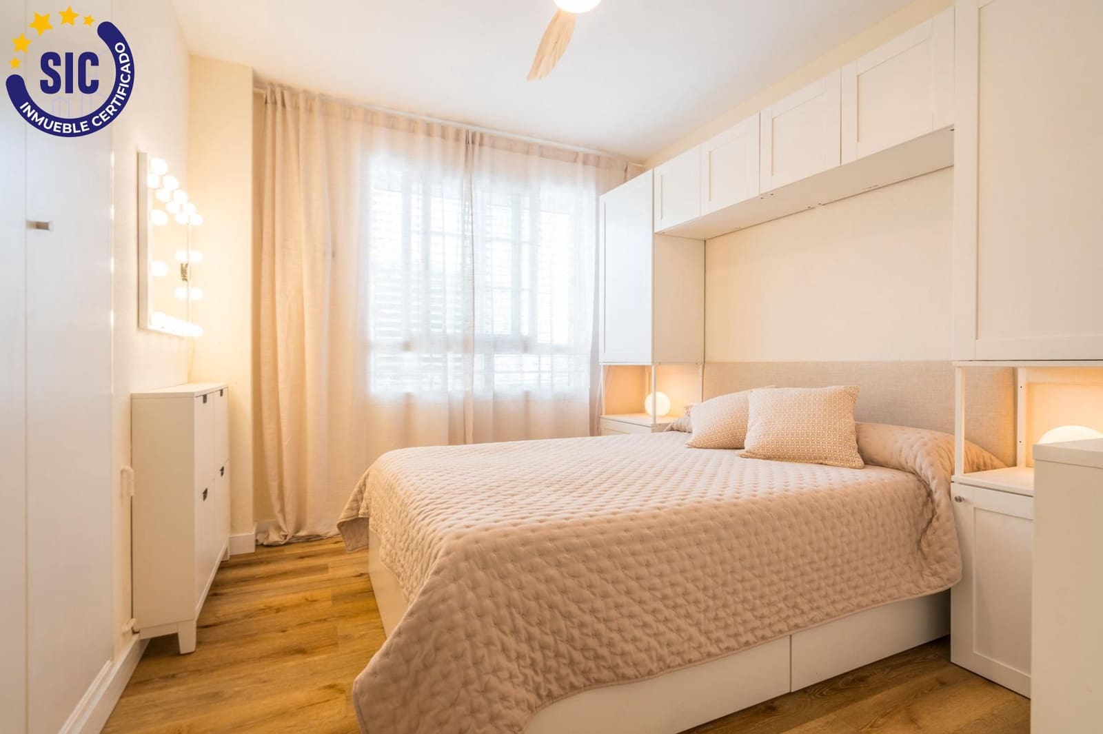 2 bedroom Flat for sale in Betera with pool garage - € 380,000 (Ref: 10131798)