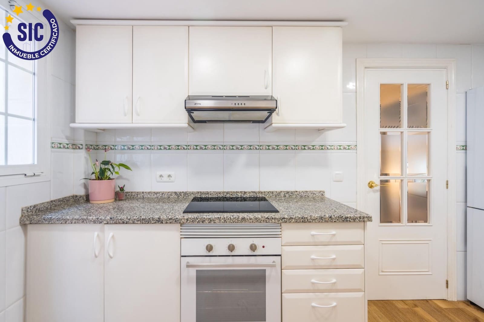 2 bedroom Flat for sale in Betera with pool garage - € 380,000 (Ref: 10131798)