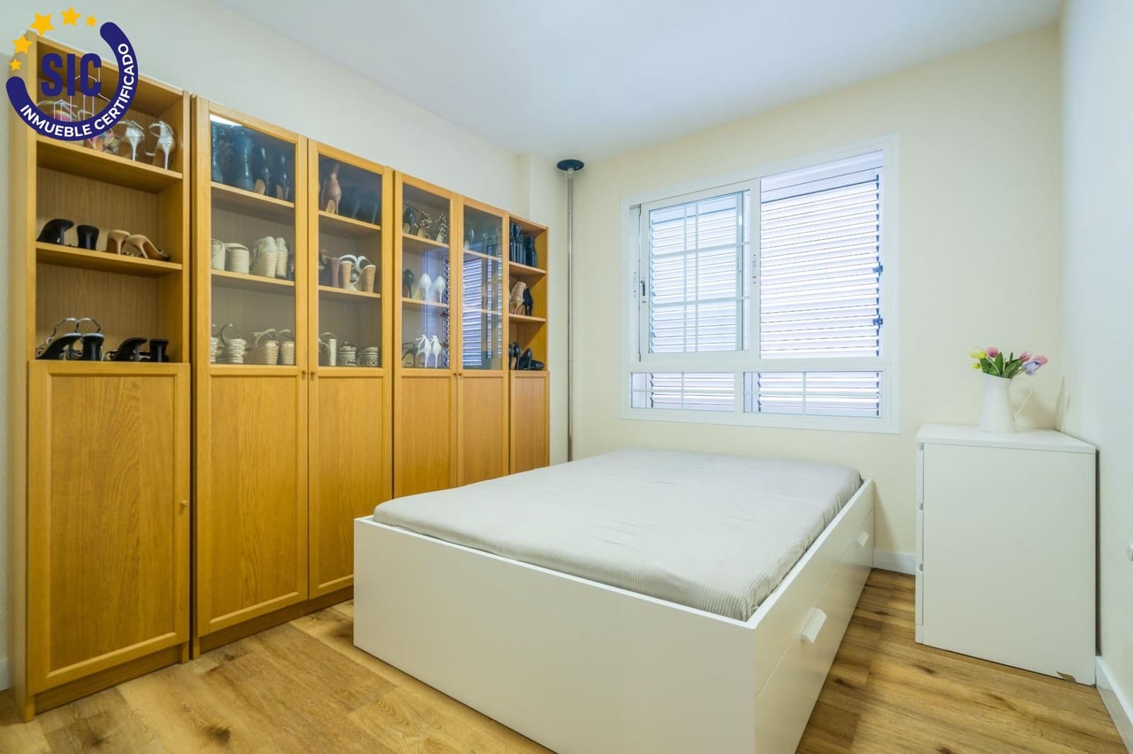 2 bedroom Flat for sale in Betera with pool garage - € 380,000 (Ref: 10131798)