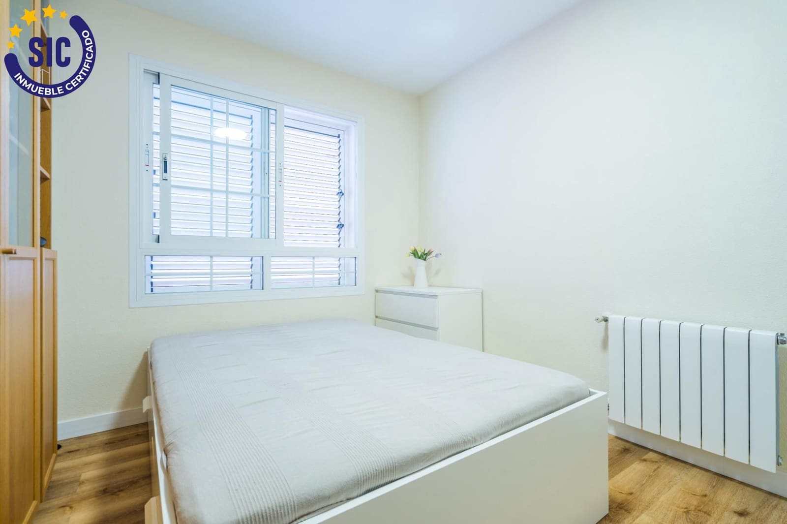 2 bedroom Flat for sale in Betera with pool garage - € 380,000 (Ref: 10131798)