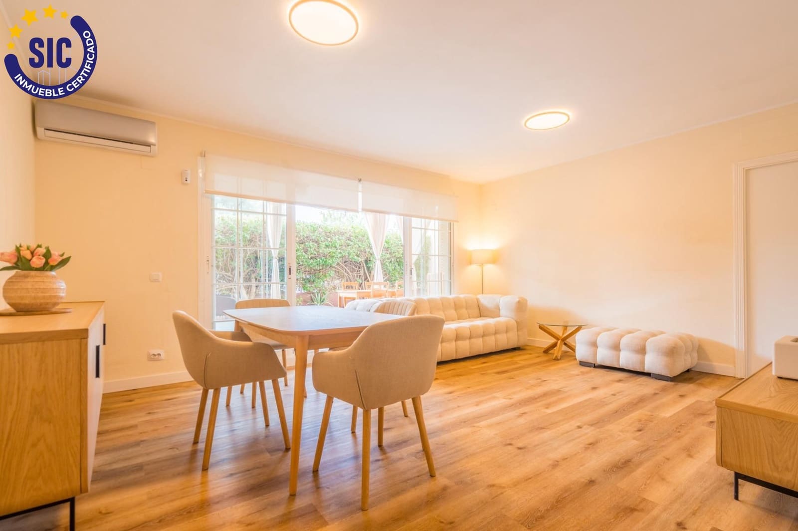 2 bedroom Flat for sale in Betera with pool garage - € 380,000 (Ref: 10131798)