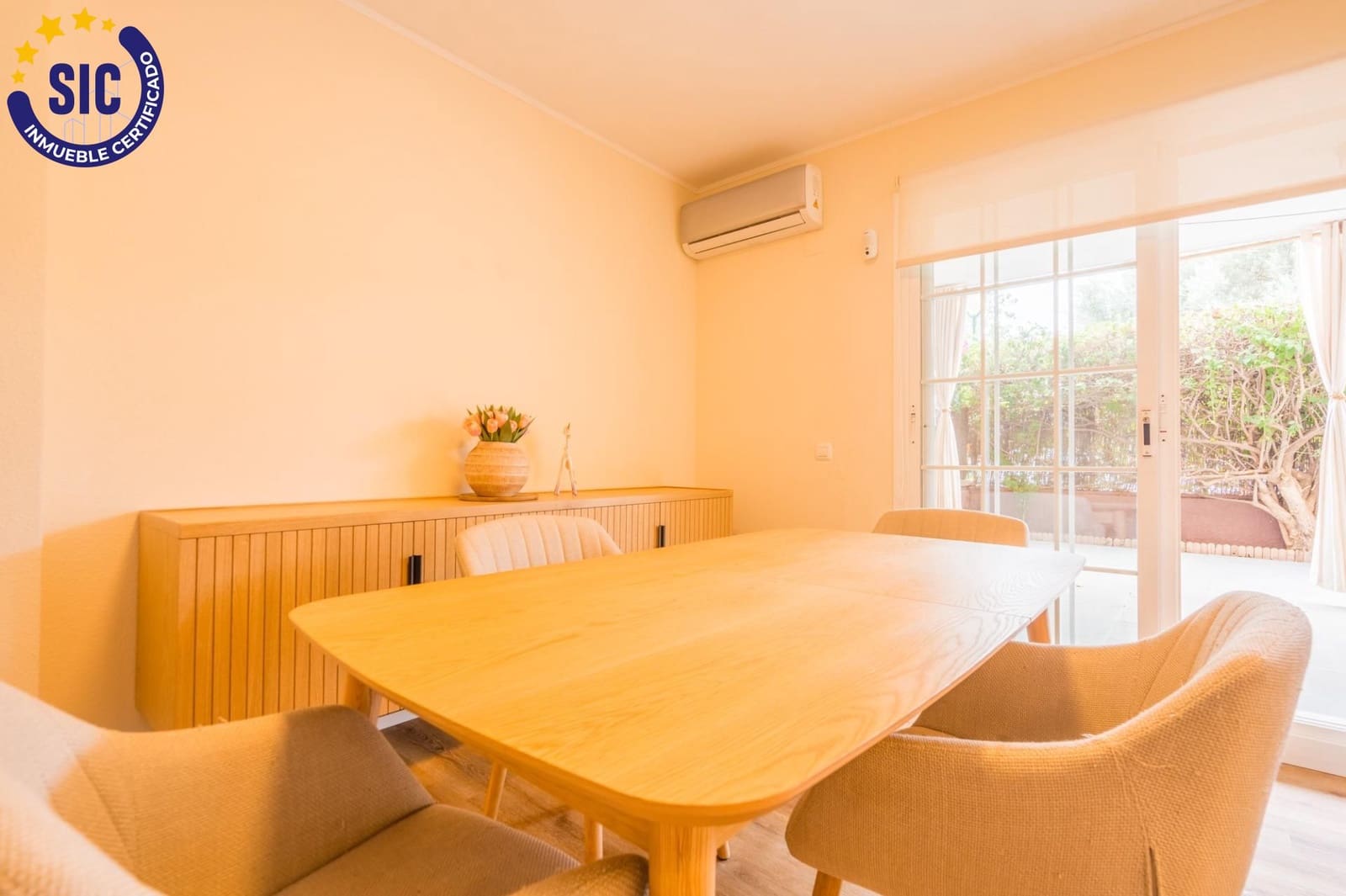 2 bedroom Flat for sale in Betera with pool garage - € 380,000 (Ref: 10131798)