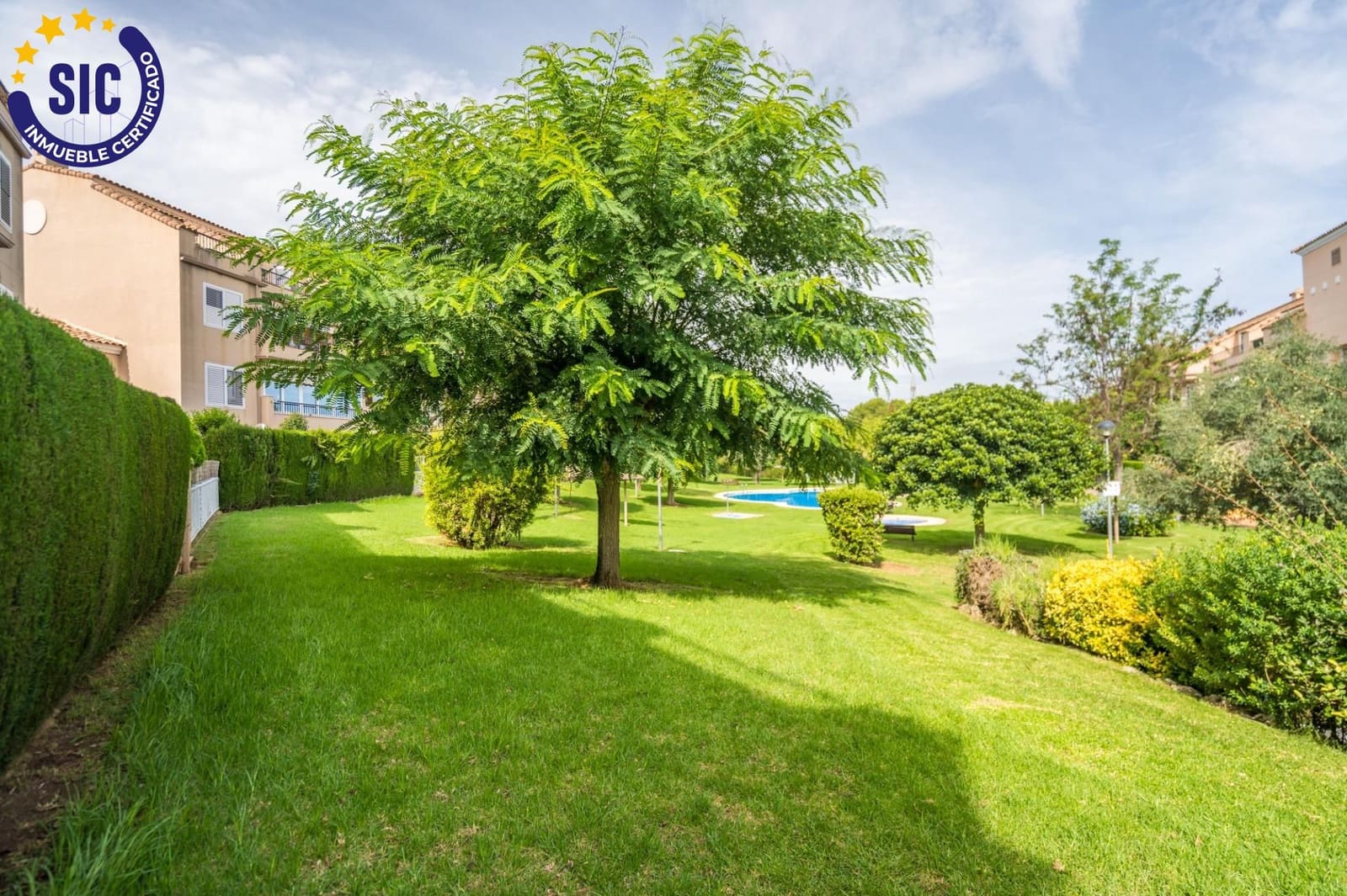 2 bedroom Flat for sale in Betera with pool garage - € 380,000 (Ref: 10131798)