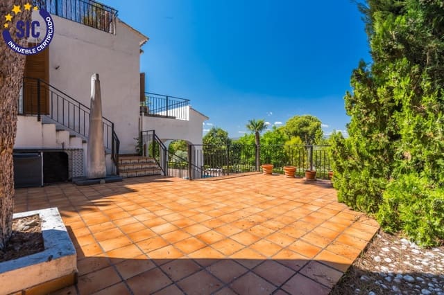 4 bedroom Apartment for sale in Chiva with pool - € 600,000 (Ref: 10168643)